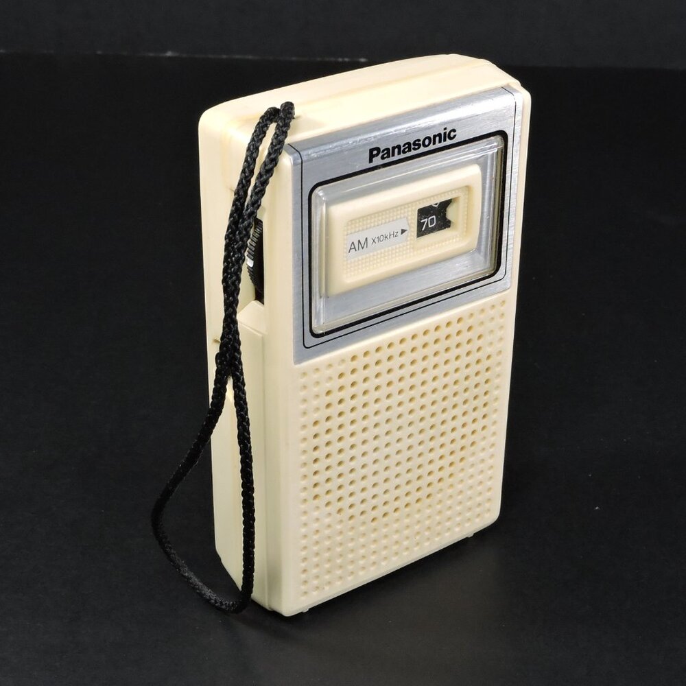 Vintage Panasonic Model R-1019 AM Transistor Radio - Tested Working
